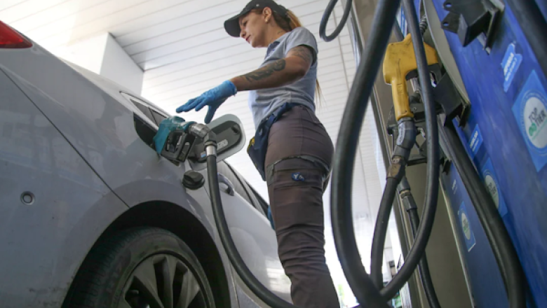 Tras cuatro meses de suba, se frenó la venta de combustibles y cayó 1,16% en julio
