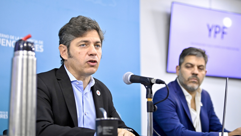 Para Axel Kicillof "privatizar para obtener dólares conduce a resultados trágicos"
