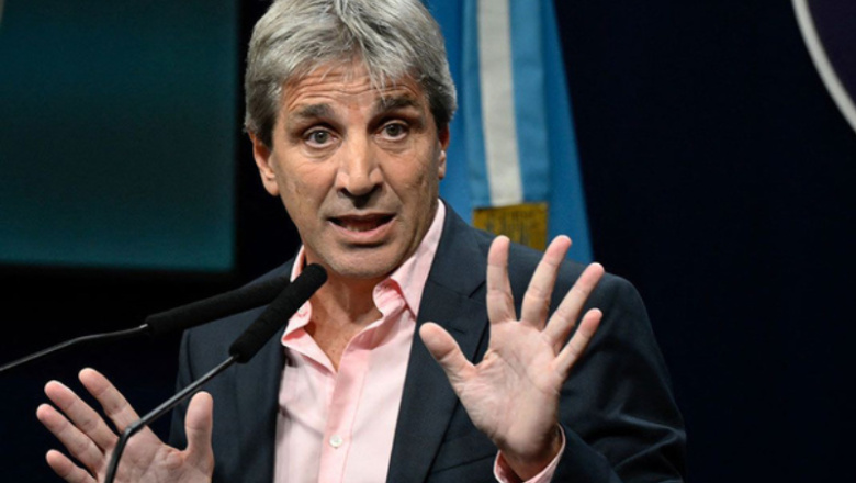 Avanzan con una serie de medidas para flexibilizar el cepo cambiario: a quiénes alcanza