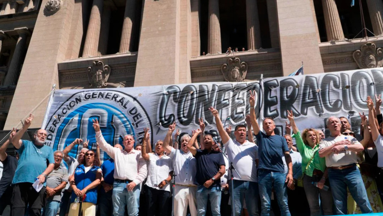 Cámara del Trabajo revoca la cautelar y restablece 82 artículos de la reforma laboral