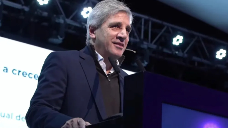 Caputo anticipó que la inflación de mayo será más baja que la de abril y vaticinó la reelección de Milei