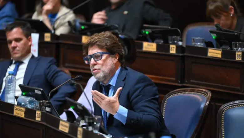 Garciarena cuestionó la caída de la sesión y reclamó debatir la "catastrofe del IOMA"