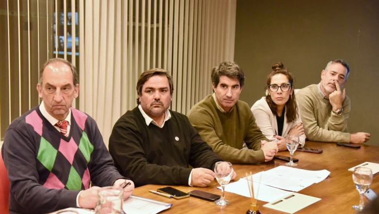El radicalismo bonaerense se puso en marcha para “protagonizar la agenda del futuro”