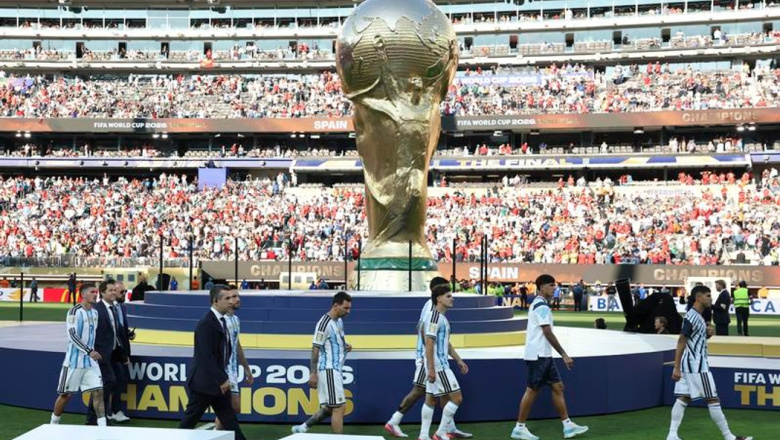 El Gobierno descarta festejos y organiza una recepción protocolar en Ezeiza para la vuelta de la Selección