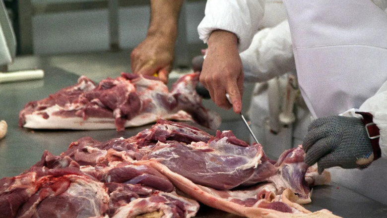 El consumo de carne cayó 12% en lo que va del año y los argentinos comen casi 5 kilos menos que en 2025