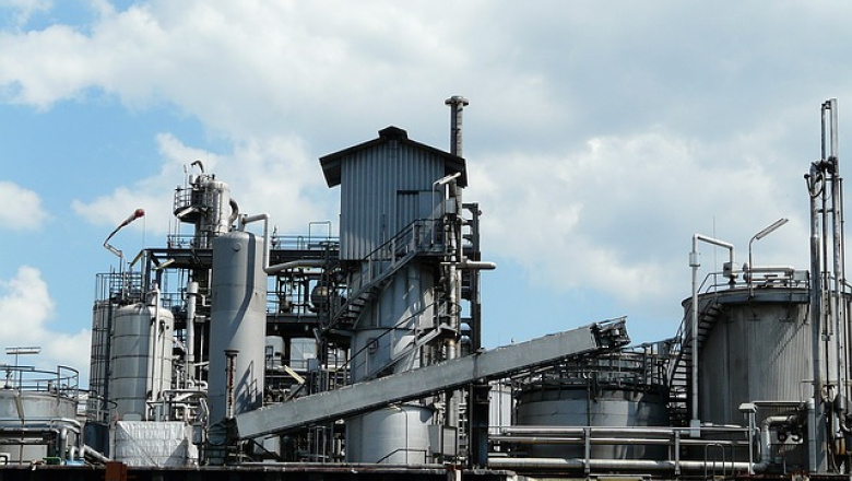 La producción industrial tuvo una suba de 0,3% en agosto y cortó la caída