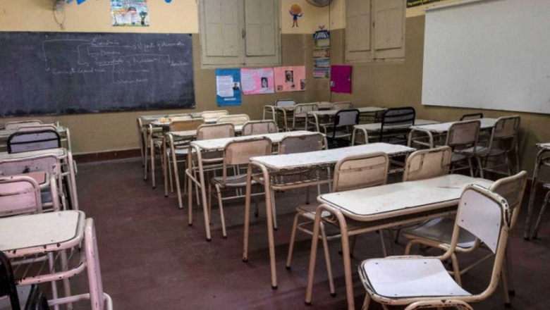 El Gobierno de Kicillof advirtió sobre los paros docentes y posibles descuentos