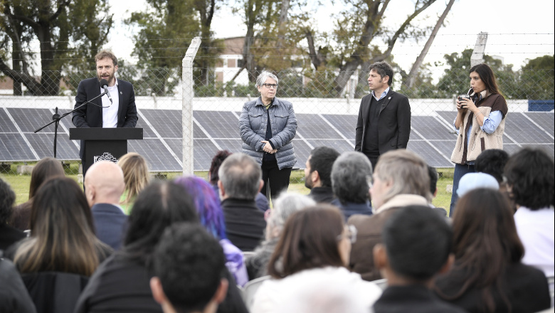 El gobernador Kicillof encabezó la presentación del programa “Empleo Verde Joven”