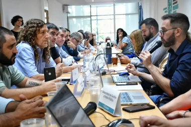 La provincia de Buenos Aires reabre la paritaria salarial de los empleados públicos