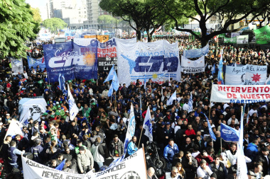 La CGT y las CTA lanzan un plan en varios frentes para tratar de frenar la reforma laboral