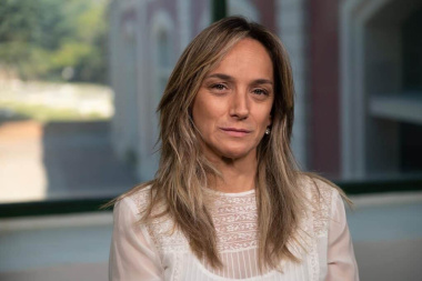 Galmarini se suma al clamor para prohibir los celulares en las cárceles bonaerenses