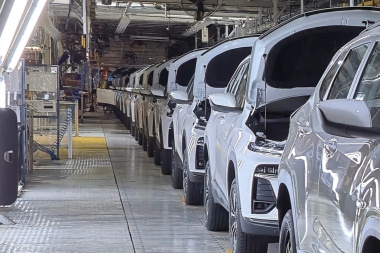 Stellantis reduce la producción en su planta de El Palomar y ofrece retiros voluntarios