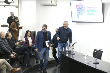 El frente "anti-Milei" vuelve a generar ruido entre sectores del oficialismo bonaerense