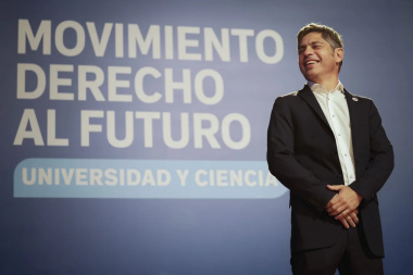 Kicillof presentó un curso de Formación Política y “refutó” la idea de que "no haya interés y compromiso político”