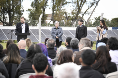 Kicillof encabezó la presentación del programa “Empleo Verde Joven”