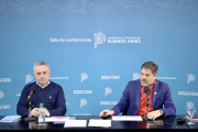 Conferencia bonaerense de los ministros Carlos Bianco y Andrés Larroque