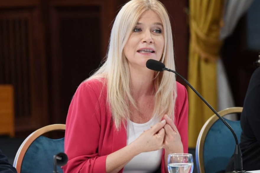 Magario sostuvo que “es hora de ponerle un freno a Milei”