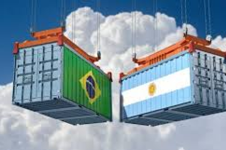 Sin frenos: sigue creciendo el déficit comercial con Brasil
